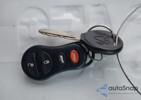 2004 Dodge Intrepid Es/Sxt z USA, uszkodzony, nr VIN 2B3HD56G94H643605